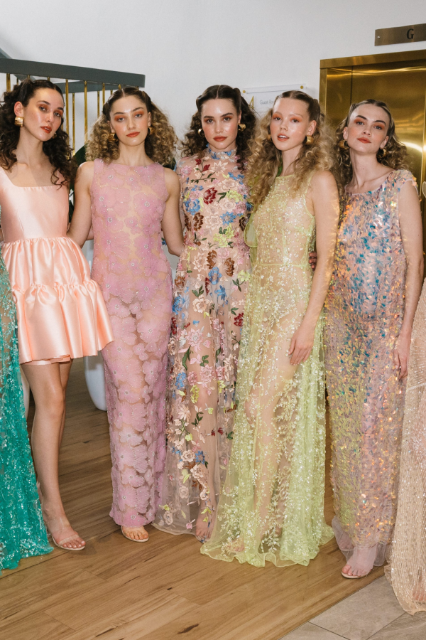 HANDCRAFTED RUNWAY